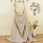 Накидка-пелюшка для годування з пласмасовою вставкою та регулятором довжини