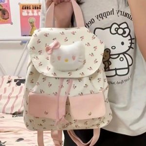 Рюкзак зі значком hello kitty
